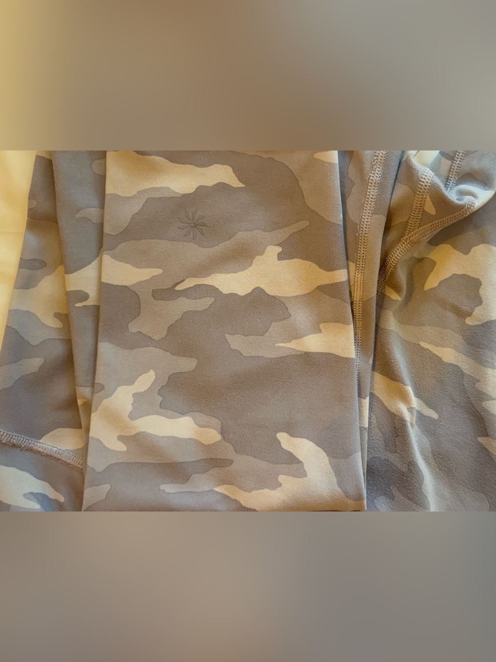 Athleta Girl Lavender Camo Chit Chat Capri Leggings XXL 16 - Picture 7 of 8
